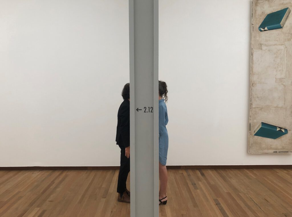 Schschrt, Blind Wall